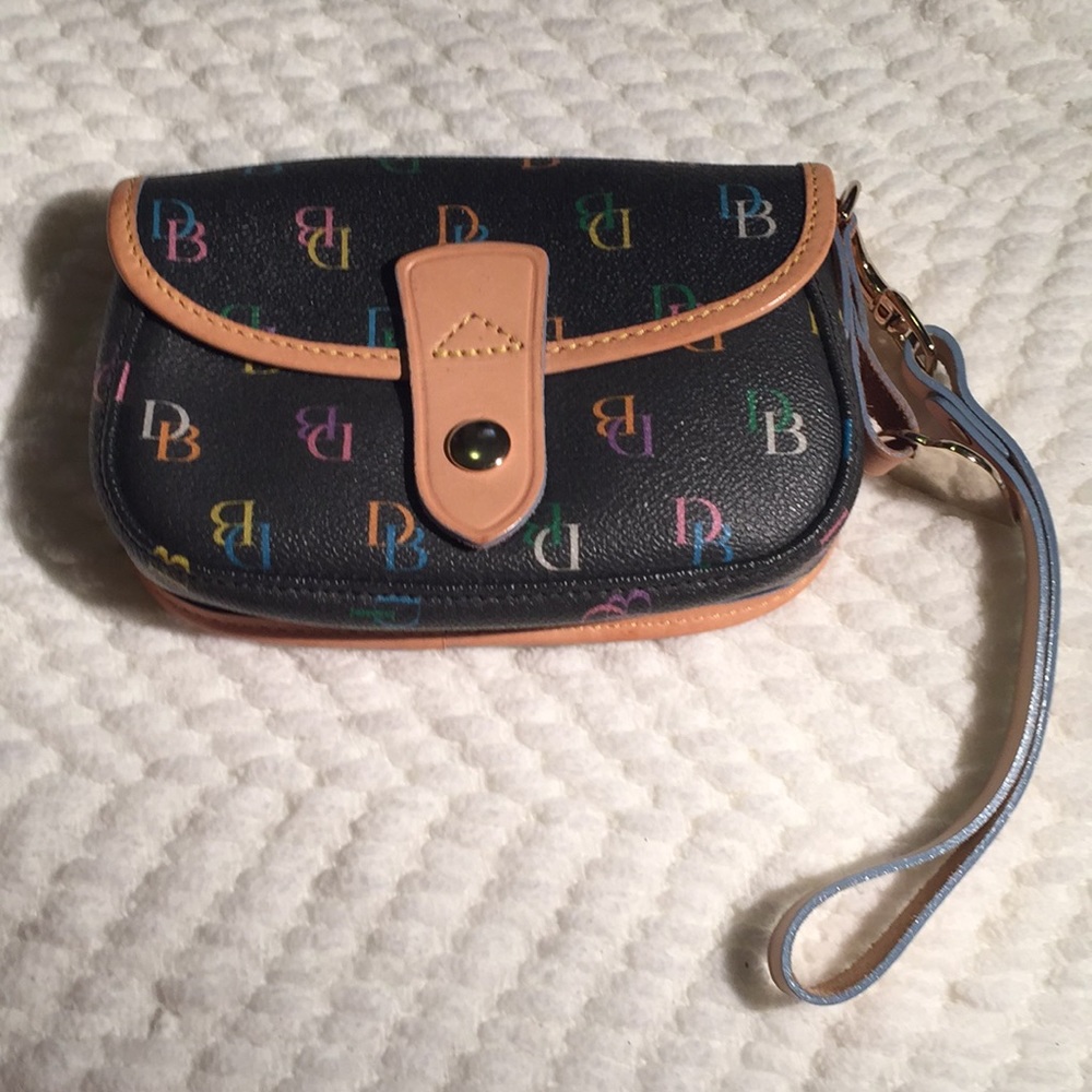 Dooney and Bourke wristlet